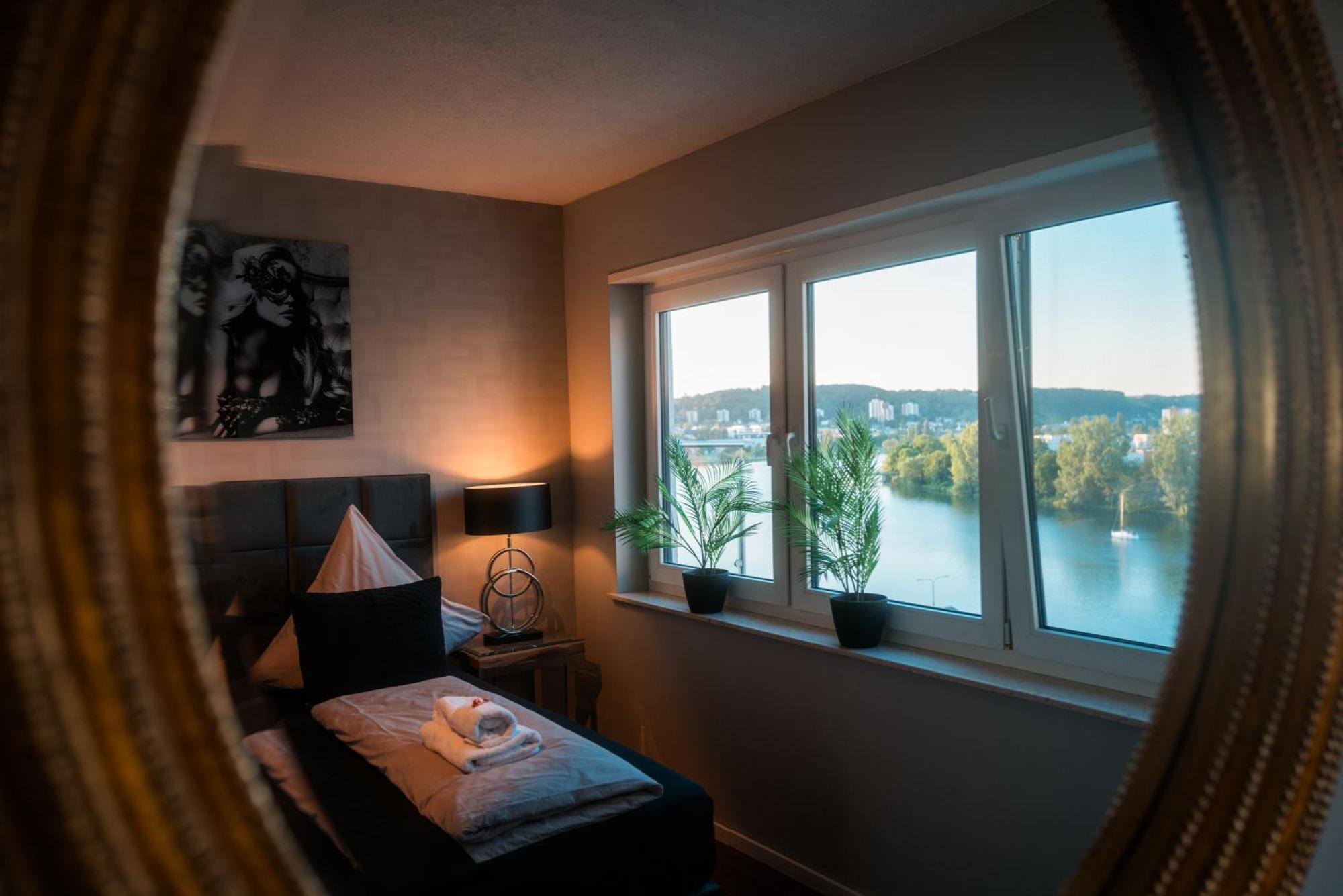 Penthouse Wohnung Mit Schoenem Moselblick In Metternich Кобленц Экстерьер фото