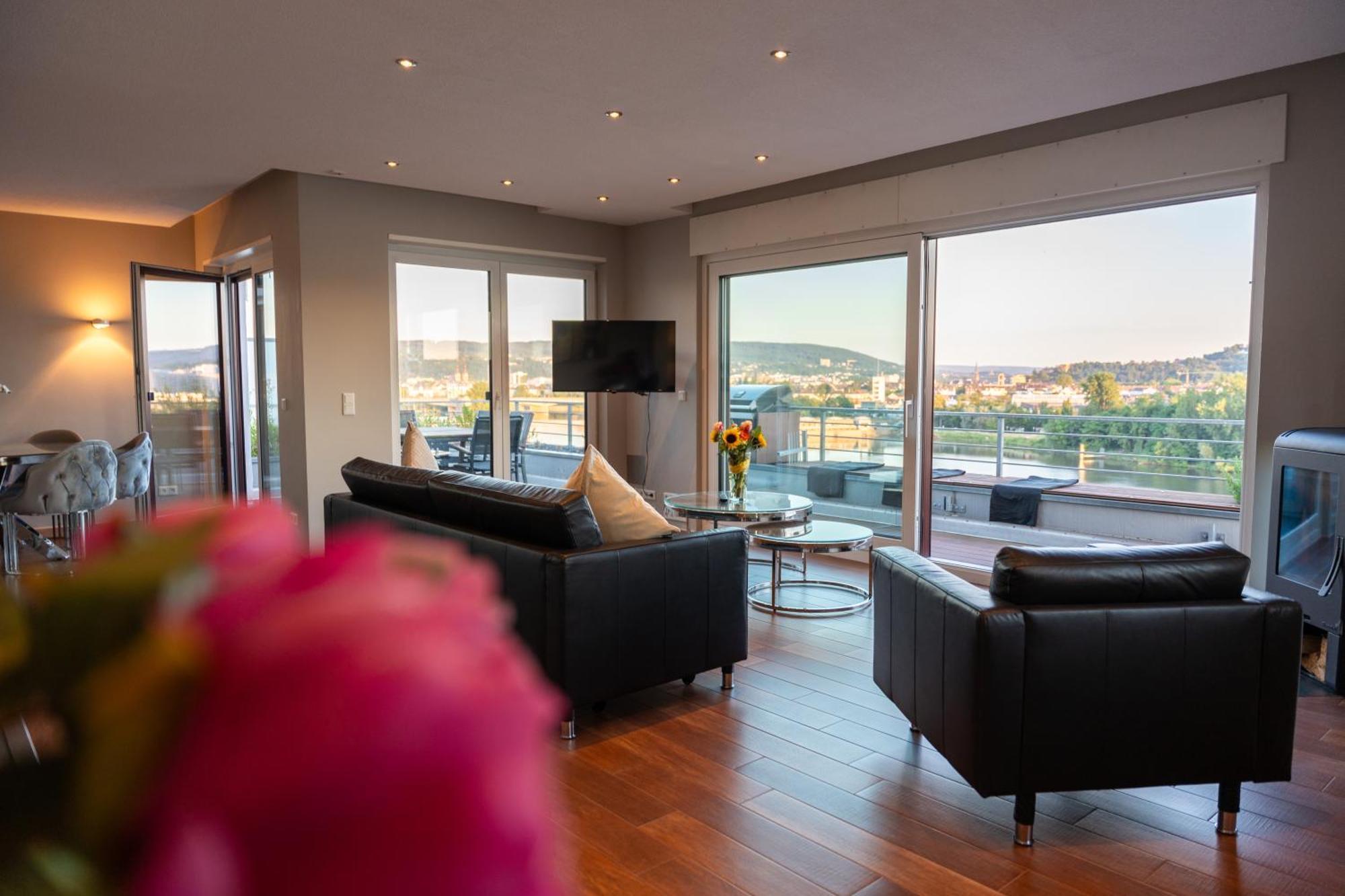 Penthouse Wohnung Mit Schoenem Moselblick In Metternich Кобленц Экстерьер фото